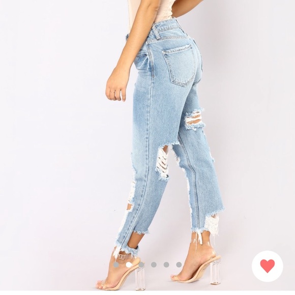 Girlfriend Jeans - Picture 2 of 3